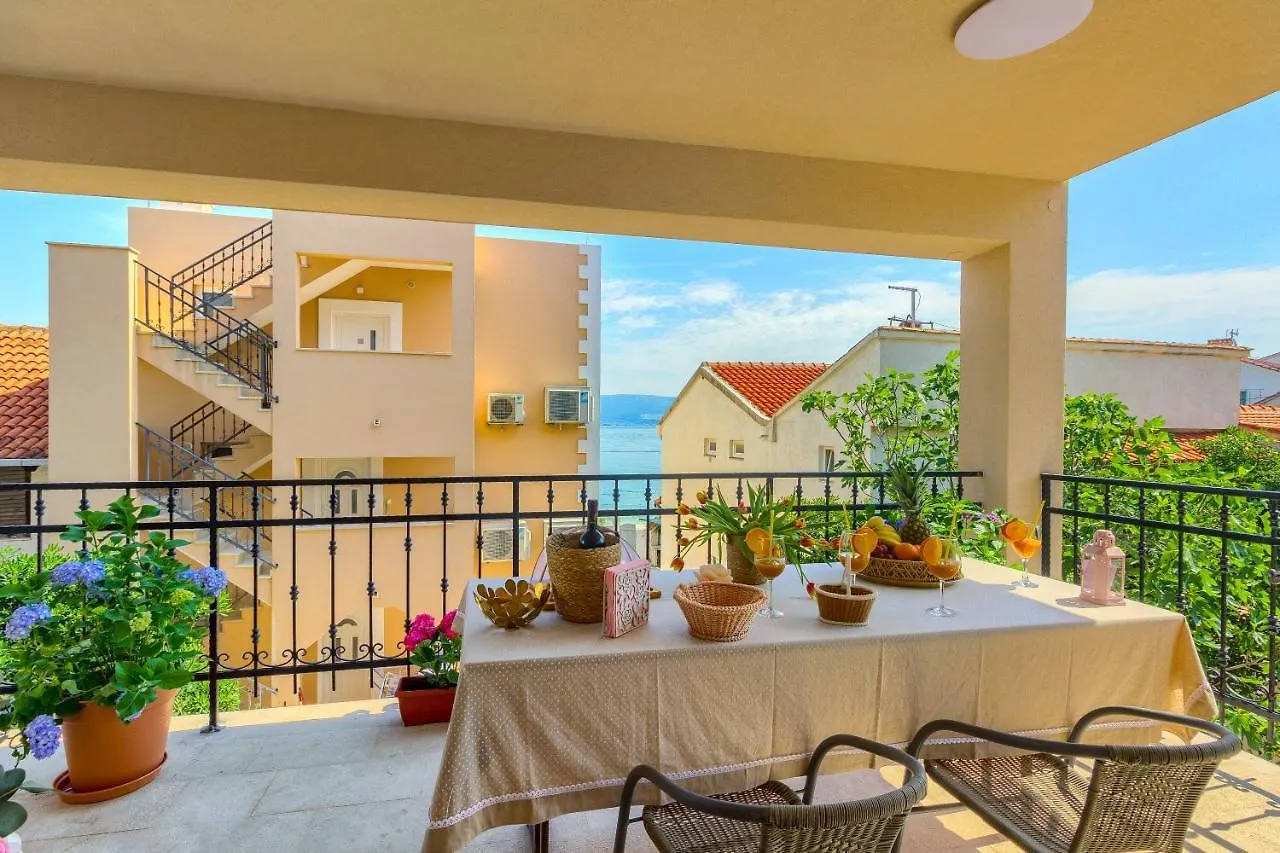 Apartment Villa