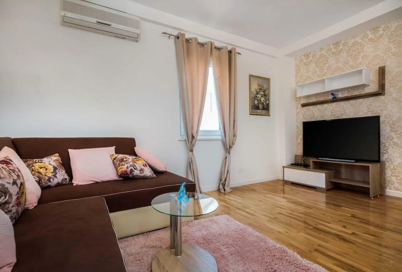 Apartment Villa